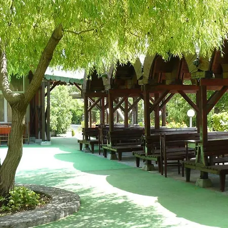 Briz 3 - Free Parking Hotel