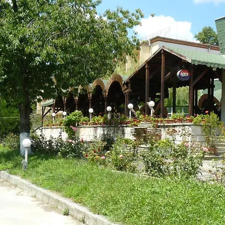 Briz 3 - Free Parking 2* Varna