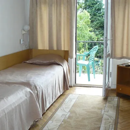 Briz 3 - Free Parking מלון