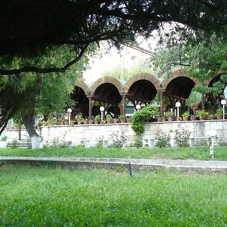 מלון Briz 3 - Free Parking וארנה