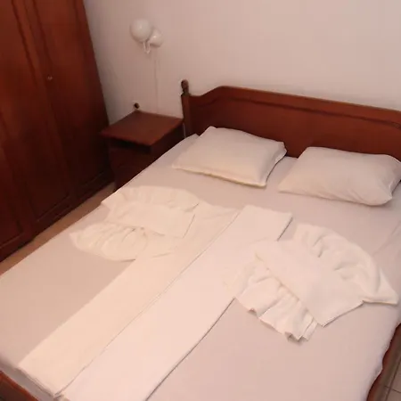 Briz 3 - Free Parking 2* וארנה